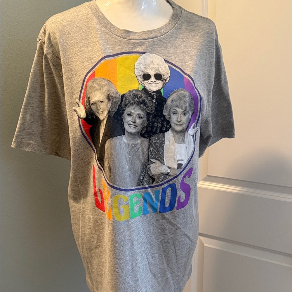 Signature Gray Legends Graphic Tee
